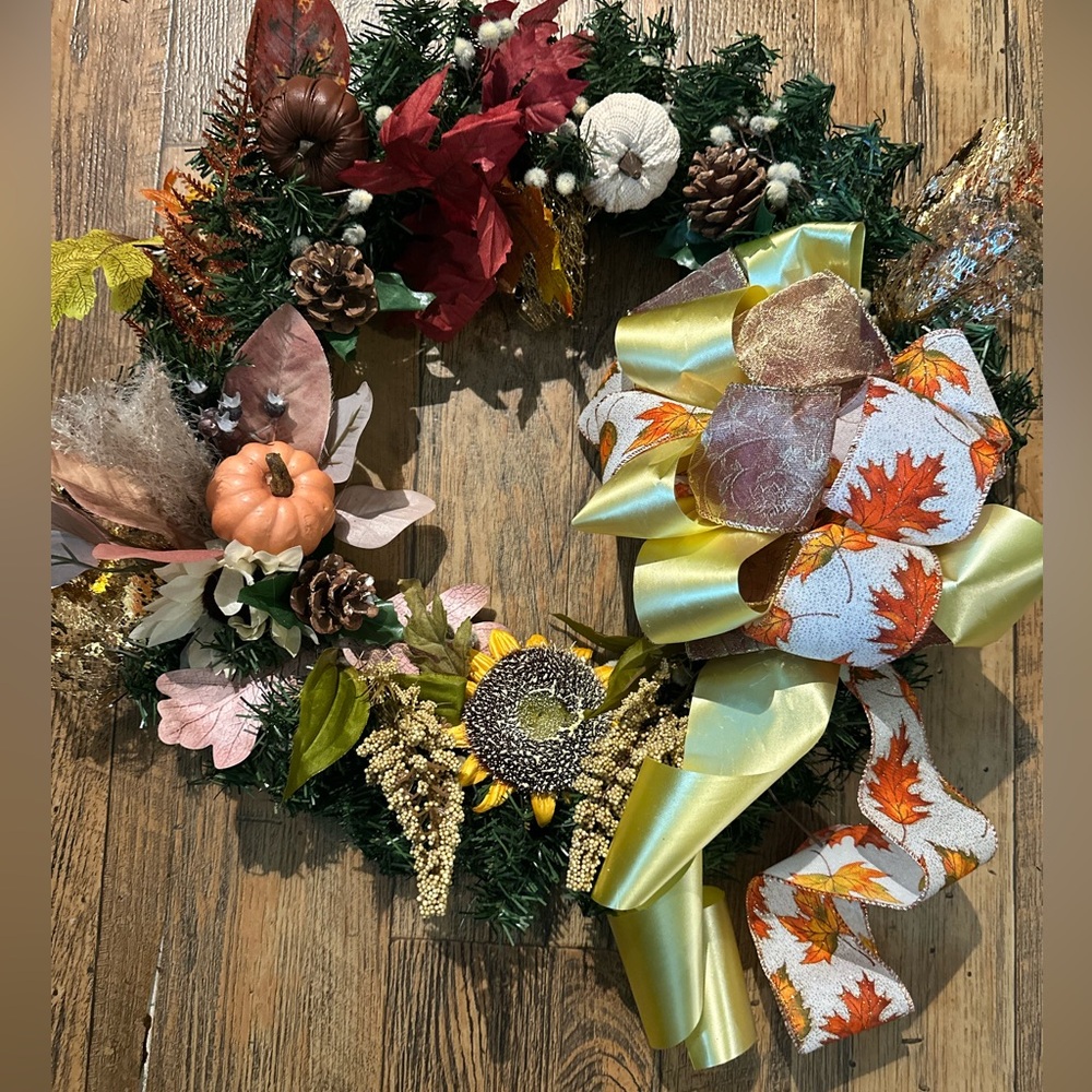 Festive Autumn Wreath with Gold and Red Accents